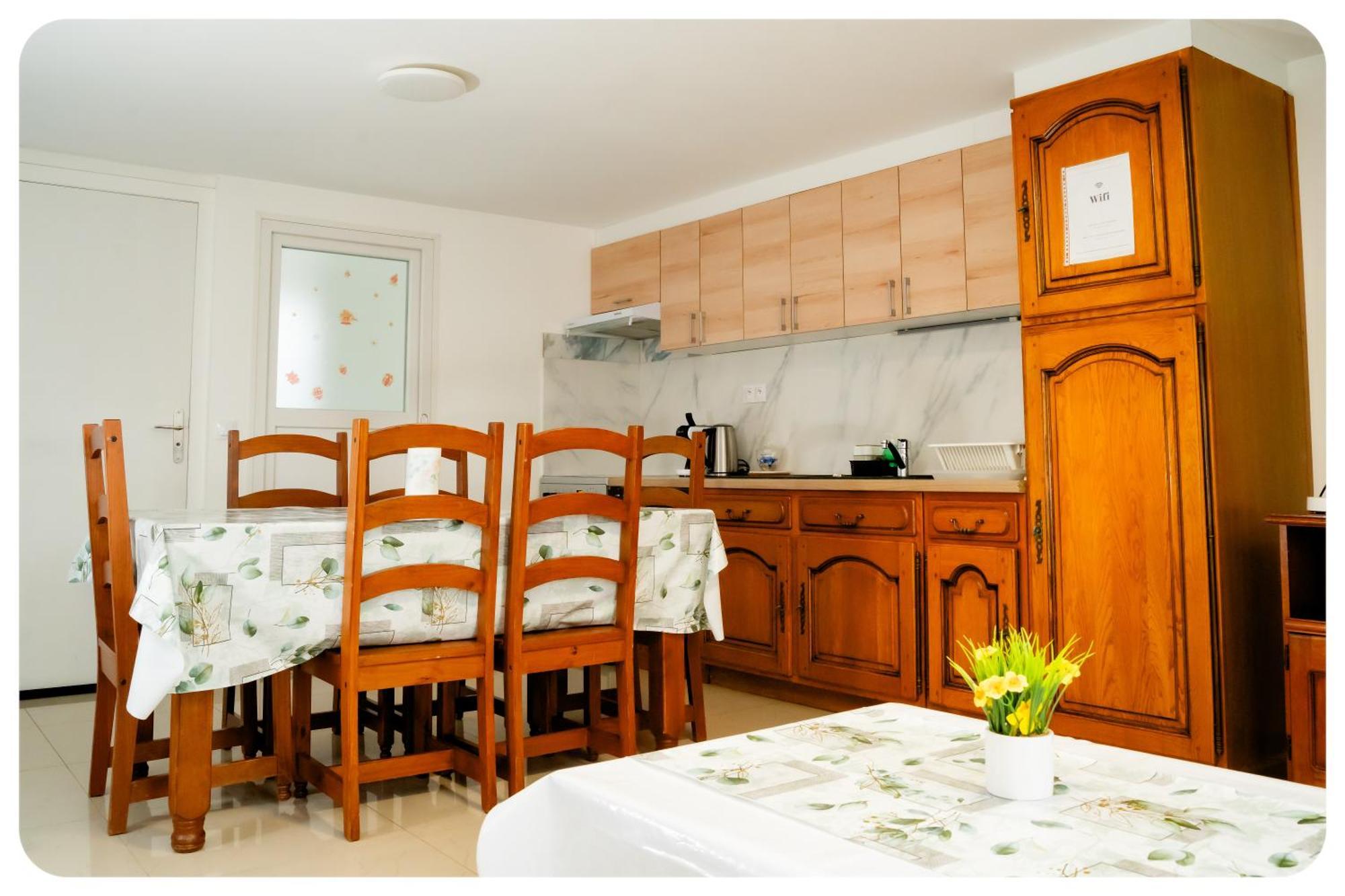 Qhome 5 - F3 Confortable Entre Paris Et Disney - Parking Prive Villiers sur Marne Bagian luar foto